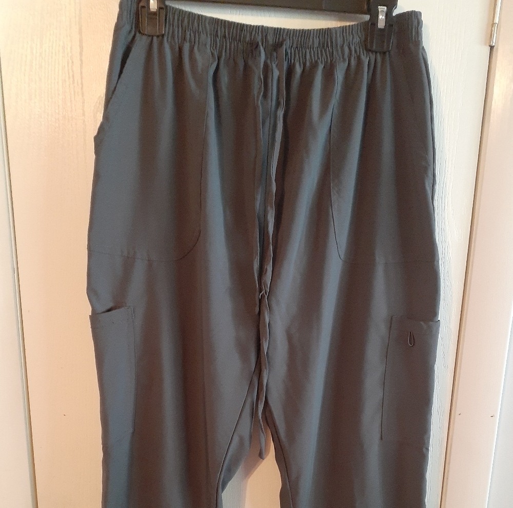 Stretchy comfortable scrub pants